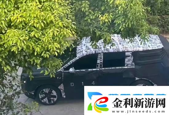 小米第三款車型諜照曝光