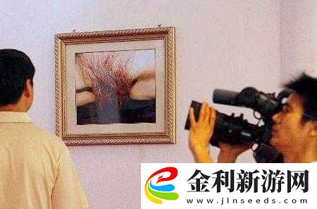 女性