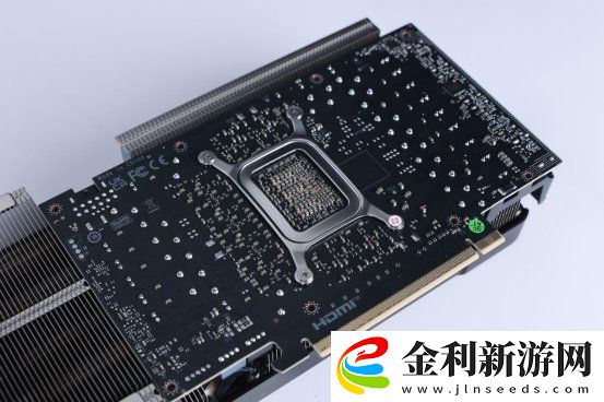 支持DLSS4-從“新”出發