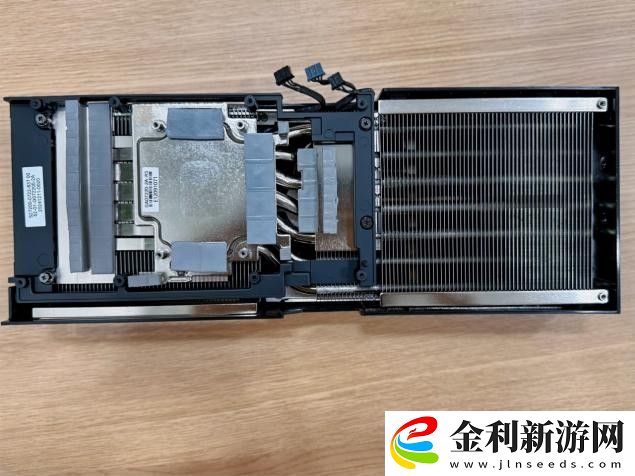 DLSS-4攜手影馳-GeForce-RTX-5080-魔刃-解封性能超越上代卡皇！