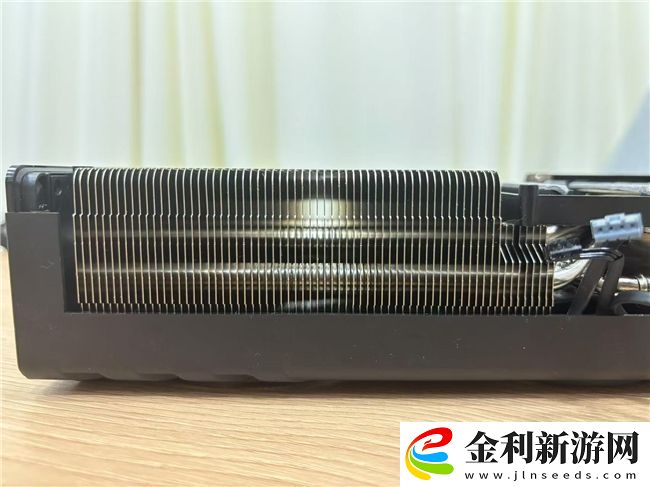 DLSS-4性能全力沖鋒-耕升-GeForce-RTX-5080-炫光-OC-值得你擁有！