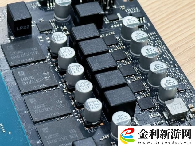 DLSS-4攜手影馳-GeForce-RTX-5080-魔刃-解封性能超越上代卡皇！