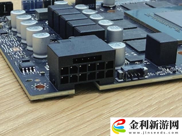 DLSS-4攜手影馳-GeForce-RTX-5080-魔刃-解封性能超越上代卡皇！