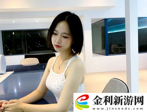 夜月直播下載免費，輕松享受精彩直播的秘密武器，學生上班族都在用的必備應用！