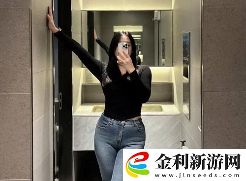 深夜大秀直播APP：這個平臺能否為你的夜生活增添更多樂趣？聽聽網友怎么說！