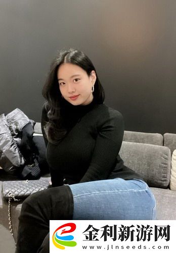 在這個快節奏的時代，一個人看WWW在線視頻直播，竟然成為了許多年輕人的秘密生活方式！