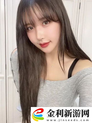 14歲初中女生光溜溜上學嗎，青春無敵的校園時尚大冒險！