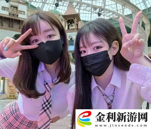 女人脫精光直播APP大全：你知道這些APP背后的秘密嗎？看看她們的真實體驗！