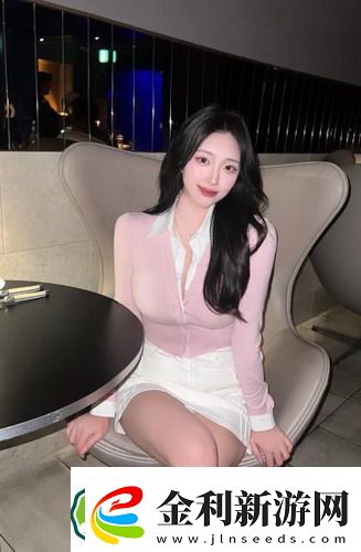 我裝睡讓公偷偷滑進(jìn)去