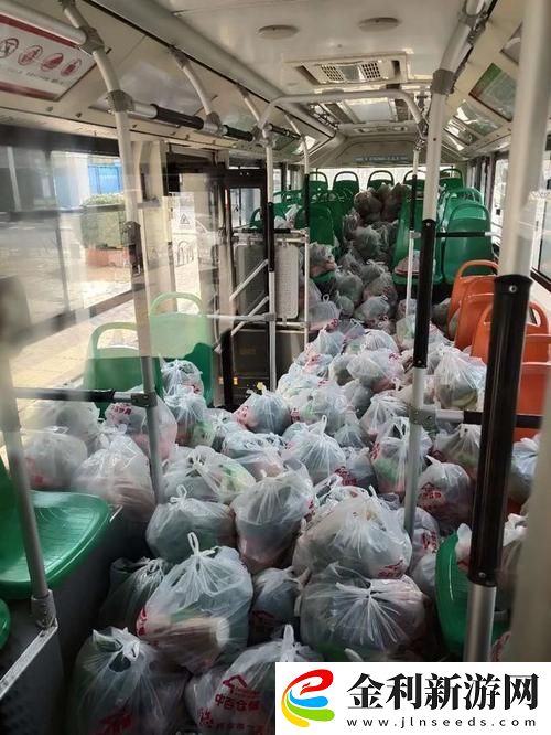 小掃貨水能么多公交車